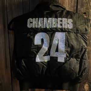 Customized black puffer vest Phoenix Suns Chambers 24